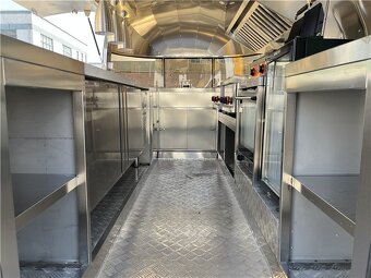 Airstream food truck gastro príves Compact - 5