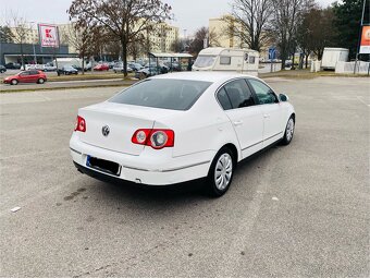 Volkswagen Passat B6 1.9TDI BlueMotion - 5