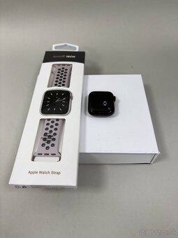 Apple Watch SE 2022 40 mm Midnidht - 5