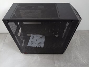 PC Skriňu  / case Cooler Master - 5