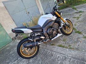 Yamaha FZ8 - 5