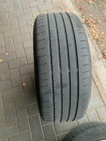 Letné pneu 235/50 r18 - 5