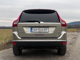 Volvo XC60 2.4 AWD - 5