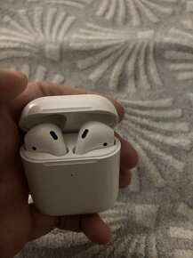 Apple AirPods 2019 - 5