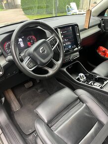 Volvo XC40 - 5