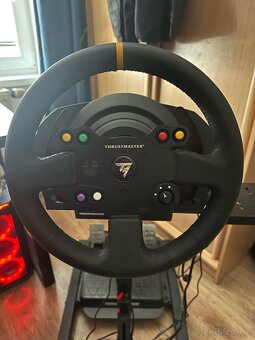 Thrustmaster T300 - 5