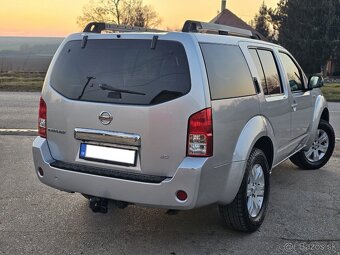 Nissan Pathfinder 2.5 dCI MT6 7-miestny - 5