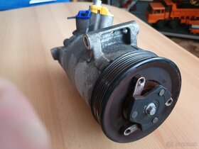 Motor klimatizacie 5Q0 820 803D-Octavia III - 5