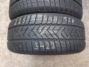 225/40 R18  -zimné Pirelli RSC - 5