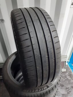 Michelin pilot Sport 255/40R19 - 5