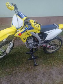 Suzuki RMZ 250 - 5