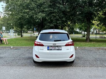 Hyundai i30 kombi 1,6 diesel - 5