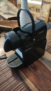 Kávovar Nespresso De'Longhi Inissia EN80.B - 5