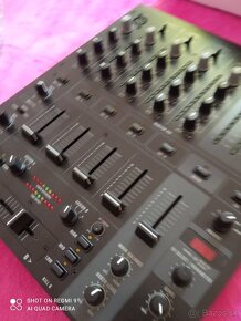 Behringer DJX750 5-kanálový Dj mixput - 5