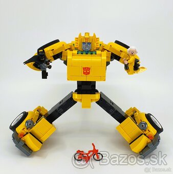 LEGO 10338 Bumblebee - 5