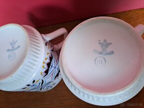 Retro hrnek Lilie, ČSSR, porcelánka Dubí, značeno - 5