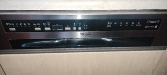 Predám umyvačku riadu Whirlpool 60 cm - 5