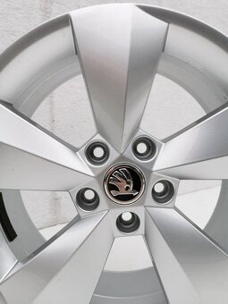 Org Škoda Kodiaq 6,5X17 ET38 5X112 Silber 1207 - 5