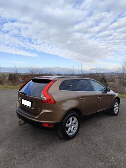 Volvo XC60 2.4 4x4 - 5