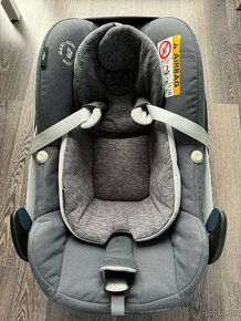 Maxi Cosi Pebble Pro i-Size + Isofix základňa Family Fix2 - 5