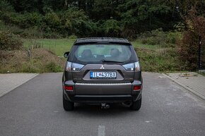 Mitsubishi Outlander 2.0 MIVEC Invite 2WD - 5