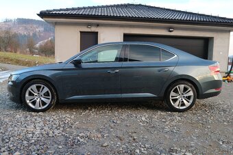 Škoda Superb 2.0 TDI DSG 140kw 4x4 DPH Virtual - 5