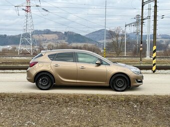 Opel Astra 1.6 85kw 2013 - 5