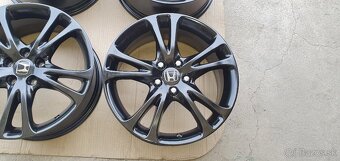 Honda crv ch-r 5x114,3 r18  toyota rav4 cr-v - 5