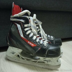 CCM JetSpeed 260 JR hokejové korčule (č.35) - 5