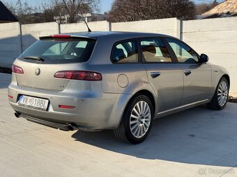 Alfa Romeo 159 Sportwagon 2.4 JTD - 5