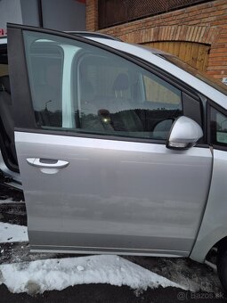 Predam dvere karosériu motor prevodovku na Seat Alhambru 7n - 5