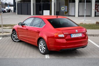 Škoda Octavia 2.0 TDI Elegance/Style DSG - 5