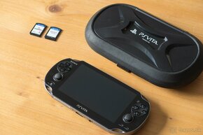 Sony PS Vita OLED + púzdro + hry - 5