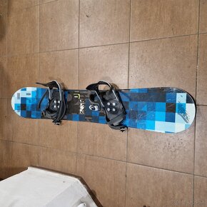 Predám snowbord radikálne 145cm - 5