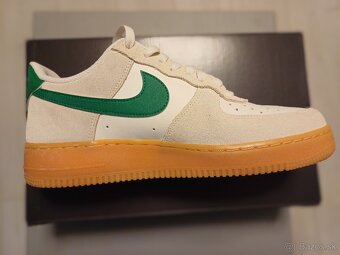 Nike Air Force 1 '07 LV8 - 5