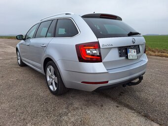 Škoda Octavia Style Combi 2.0 Tdi DSG - 5