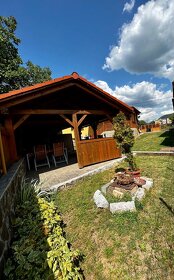 Rodinný dom v obci Plešivec - predaj - 5