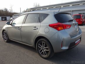 Toyota Auris - 5