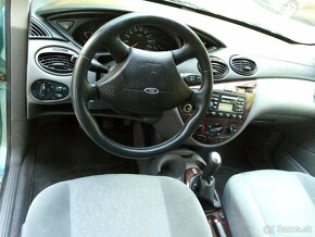 Ford Focus 1,6 benzín  Ghia - 5