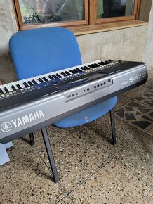 Yamaha psr-s670 - 5