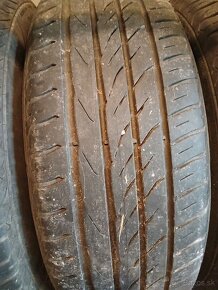 Pneu 205/55r16 - 5