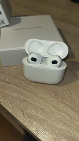 Apple AirPods 3 - 5