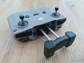 Predám ovladač DJI RC-N2 - 5