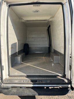 IVECO DAILY 2,3 L3H2 - chladicí izoterm - 5