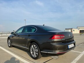 Volkswagen Passat B8 Sedan 2.0 TDI BMT Highline DSG (6-st.) - 5