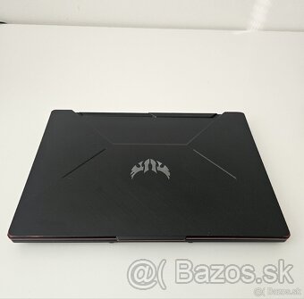 Herný notebook Intel i5 GTX 1650 RAM 16 GB 15"6 P 144 HZ - 5