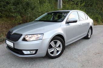 Škoda Octavia 1,4 TSI Šedá Metalíza - 5