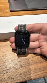 APPLE WATCH 7 45mm zelené - 5