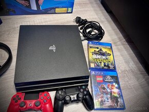 PS4 PRO 1TB+Wireless Headset+2 hry+ 3x Dualshock V2 - 5