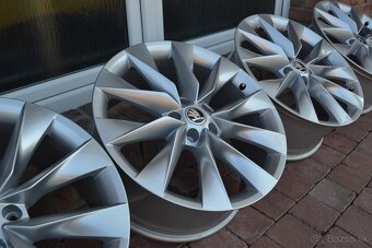 5x112 R19 Hlinikove disky Original Skoda - 5